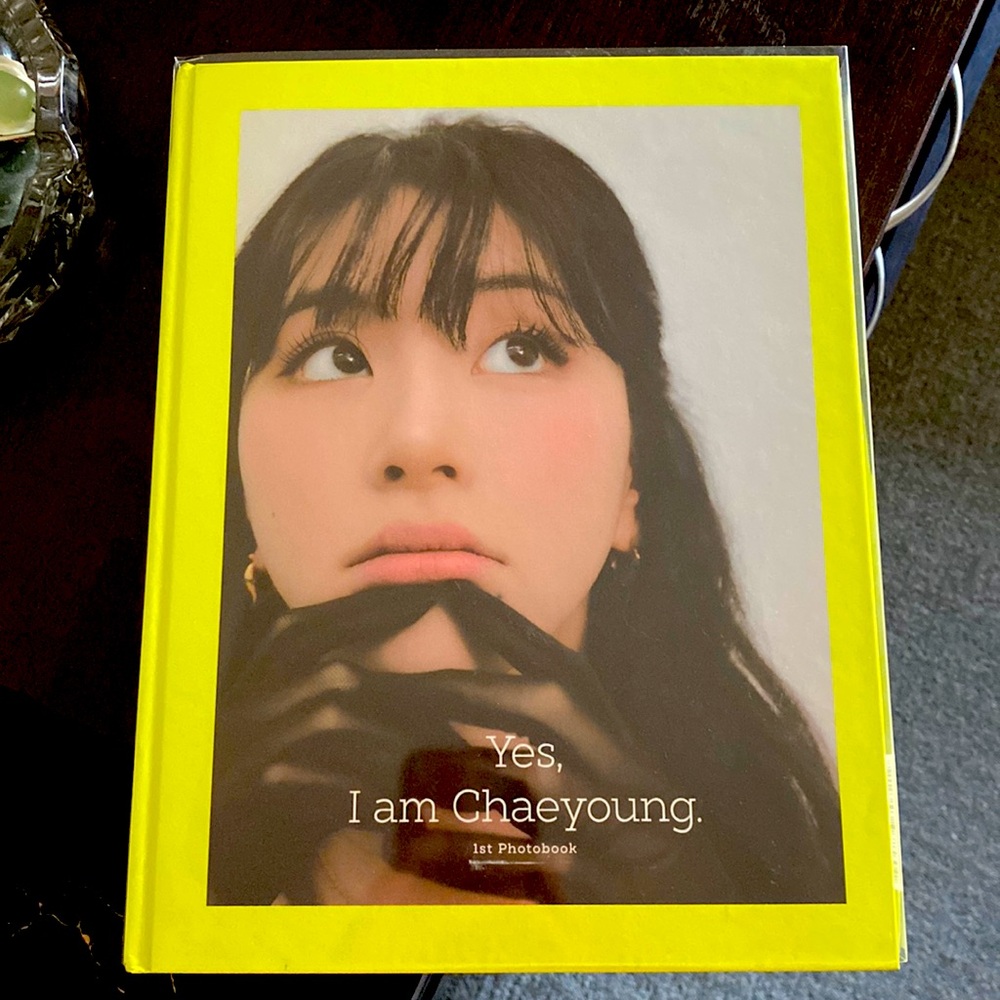 yes i am chaeyoung photobook twice